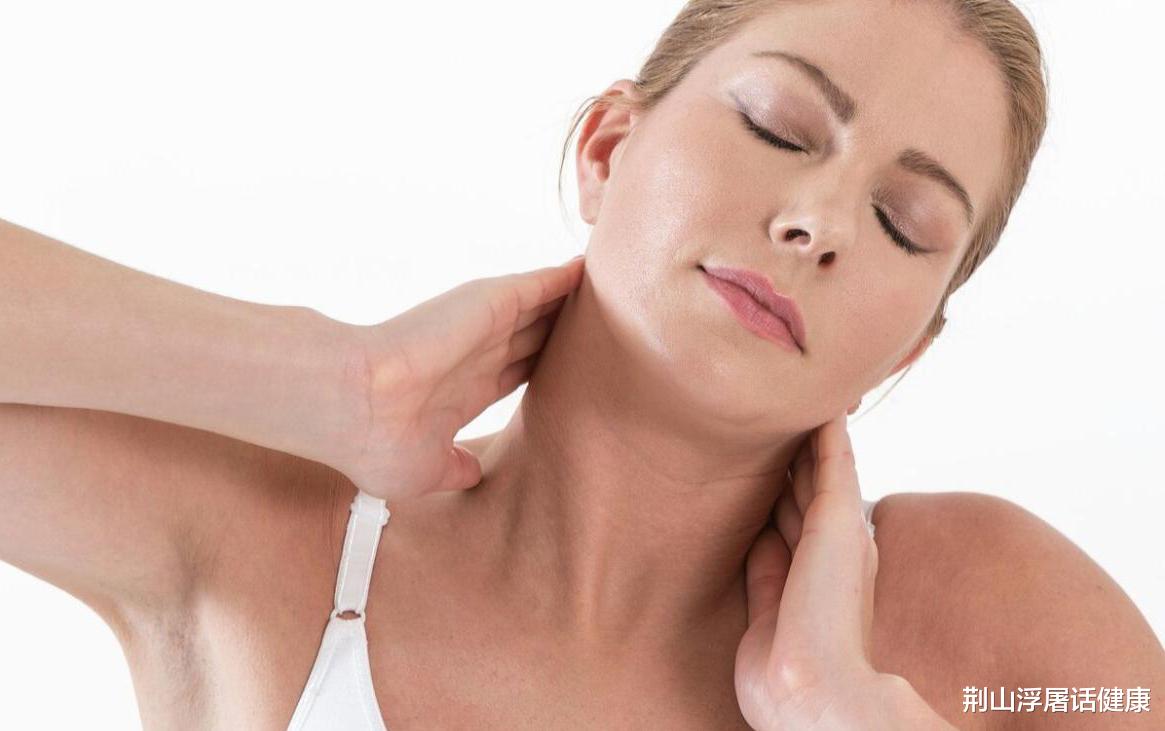 脑梗|57岁男子突然晕倒,脑梗离世,医生:一把年纪,这事早该控制了!