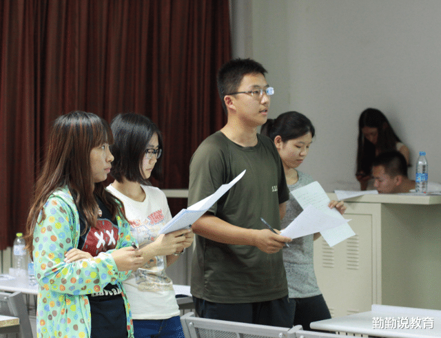 考研|被重点本科录取之后，被调剂到“冷门”专业，你会选择退学吗？