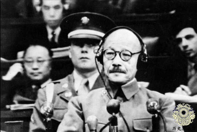 东条英机:直击侵华战犯东条英机绞刑现场:活活挣扎12分钟,死后被美军焚尸