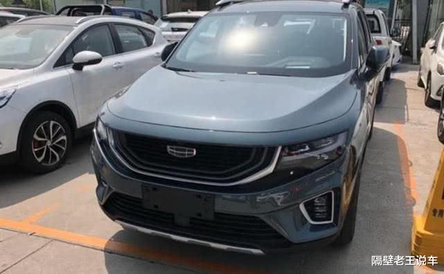 【丰田汉兰达】全国“首提”豪越，自带“2米大床”, 仅10万出头，让汉兰达“慌了神”