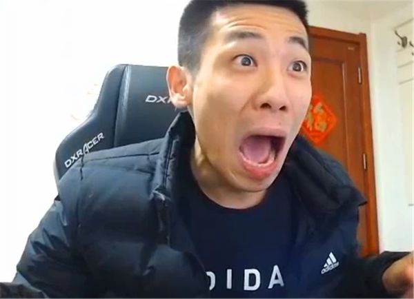 【旭旭宝宝】DNF:旭旭宝宝大狗托 随口一说深渊秒出想要毕业武器 刻印后特效帅炸