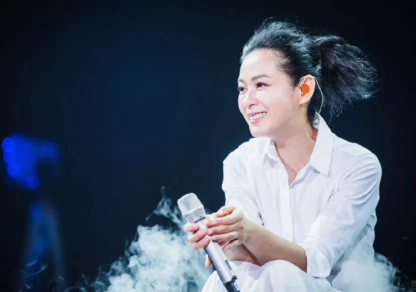 刘若英|她出生名门，却爱了有妇之夫15年，与丈夫分床睡9年终获幸福