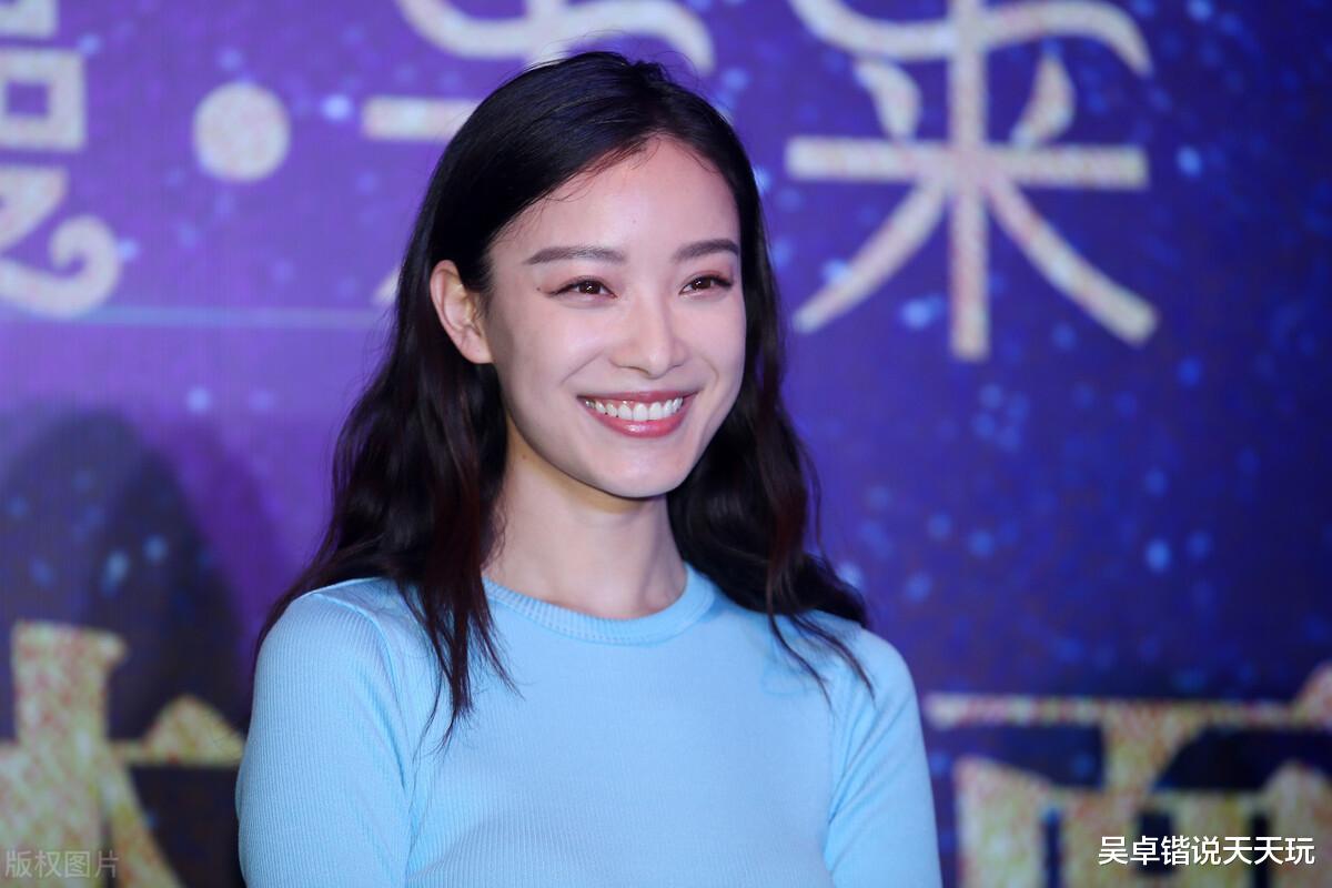 周冬雨|被看好的倪妮，为何会被高考286分的周冬雨拉开如此大差距？