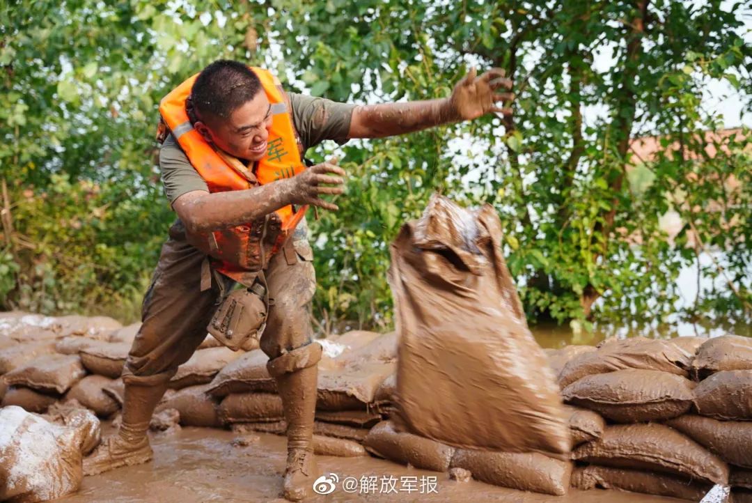 东部战区|危难时刻，人民子弟兵冲锋在前