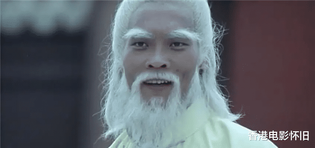 『黄正利』1977年,香港“两大腿王”的一部武侠片,捏碎鸡蛋的画面记忆至今