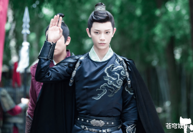 丁禹兮@丁禹兮《陈芊芊》后演新剧？女主是THE9成员，两人合作不火都难！