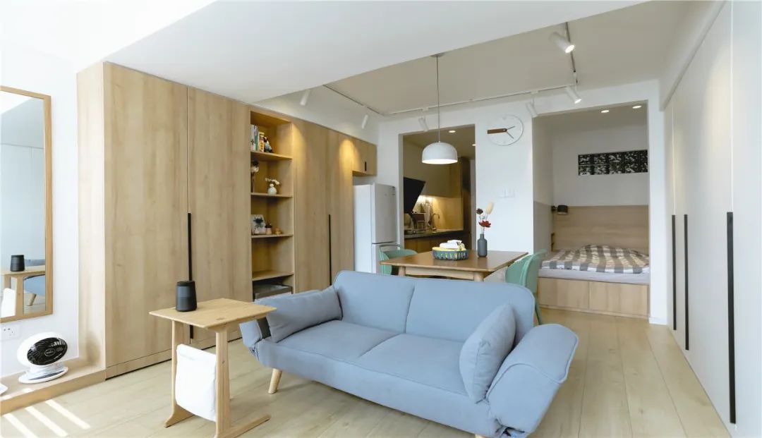 单身公寓@30㎡原木风单身公寓，面积不大，却功能齐全还很温馨！