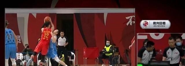 首鋼集團(tuán)|汪梅吹罰違體，首鋼全隊(duì)欲罷賽，現(xiàn)場(chǎng)一直有人喊：有沒有良心啊？