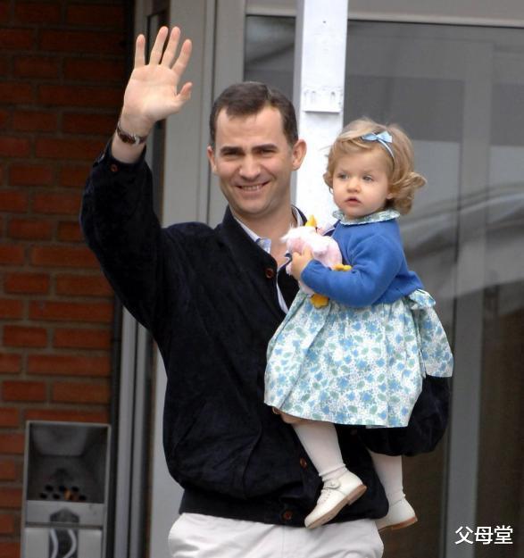 【西班牙】走出童话世界的西班牙公主莱昂诺尔将成为女王，气质出众