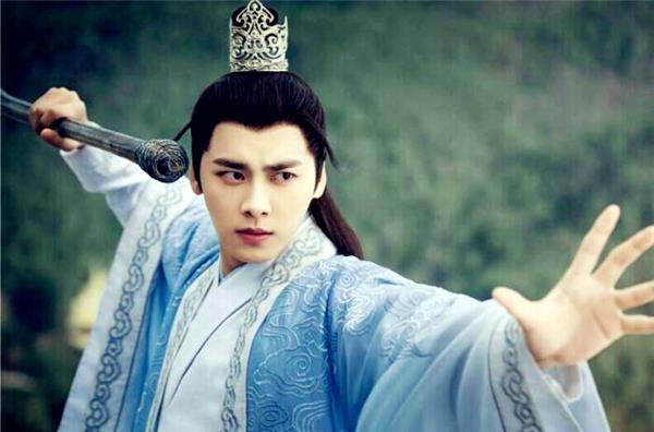 青云志@《青云志》4年后,男主转型,女主生娃,男N号的他火成一线流量