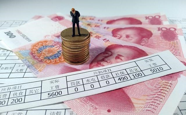 『招聘』5月起,又一“铁饭碗”扩招4000正式编,无笔试,待遇好专科可报