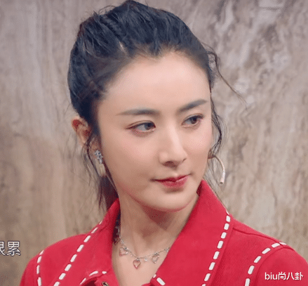 「关晓彤」薇娅正说话关晓彤却突然走开，得知真实原因后，沈腾都救不了场