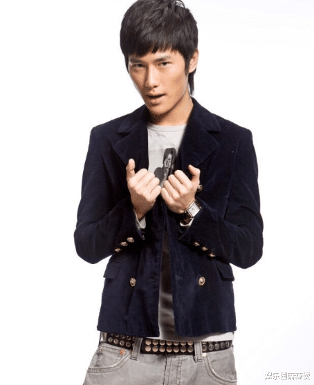 张予曦|张予曦新剧《人鱼缚》定档，男主是《琉璃》的他！爆款剧预定