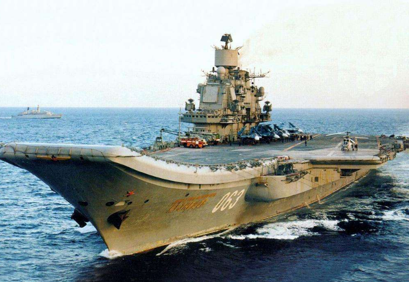 『美军』军情观察丨警报再次拉响！大批美舰闯入禁区，军方：敢越线就开火