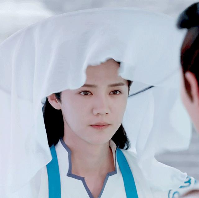 杨洋：有种惊艳是?男星“斗笠装”，肖战杨洋霸气，看到鹿晗罗云熙：爱了