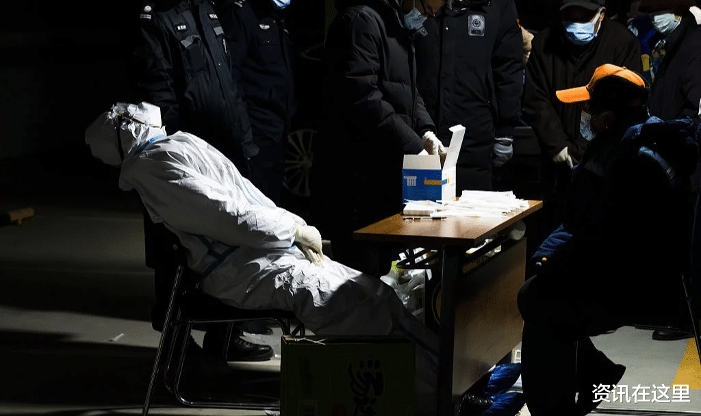 资讯在这里 石家庄启动全员核酸检测 医护人员昼夜不停坚持奋战