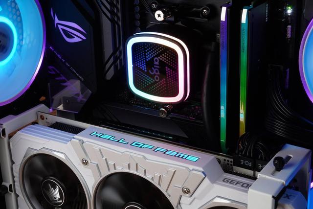 显卡|体积PRO，配置也PRO了，爱国者YOGO M2 PRO上手