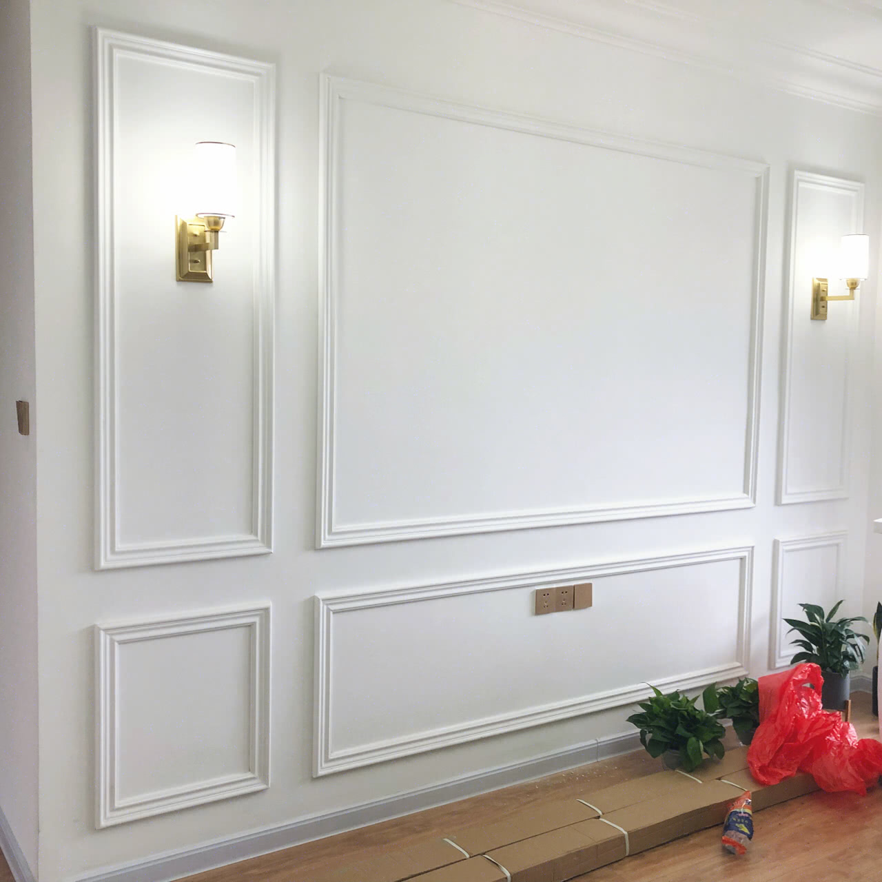 ##花更少的钱，做更好看的电视背景墙？用几块钱的石膏线就能搞定！