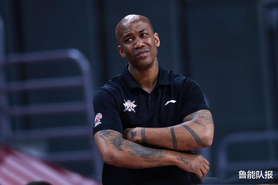 「北控男篮」超级外援准绝杀！马布里带队掀翻巨人杀手进前3，即将创造奇迹