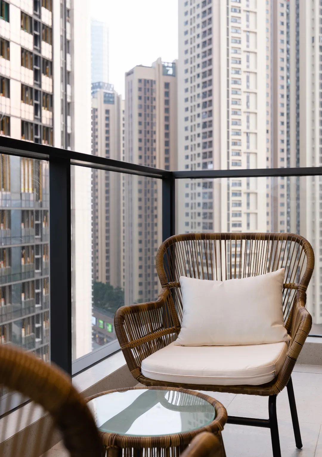 设计师|他家190㎡,坚持拆掉一面墙,入户后,被满屋的高级感吸引了