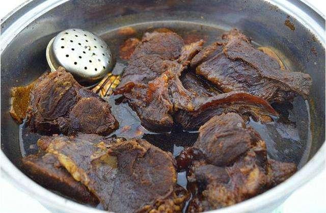 牛肉：一斤生牛肉能卤出多少斤熟牛肉？老板一不小心说漏嘴，暴利的很啊