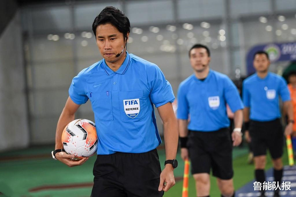 中国足球|令人心疼！莫伊塞斯流下英雄泪，前国脚：这是在伤害中国足球