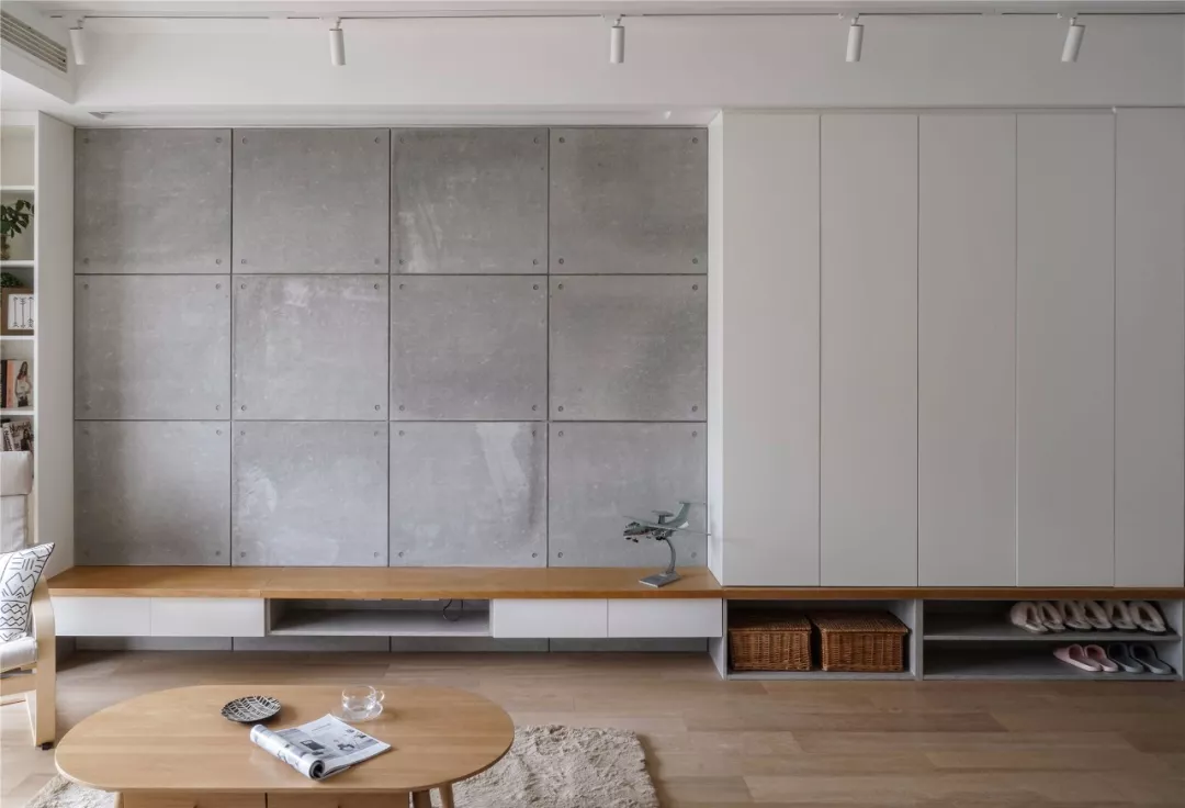 『』94平北欧，沙发墙改成小吧台，衣帽间装黑框推拉门，通透实用！