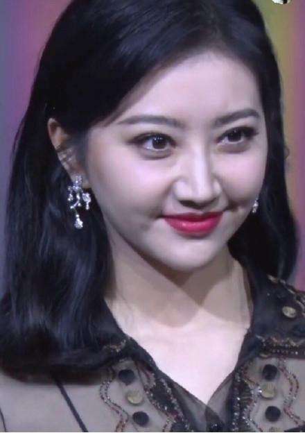 发胖后的景甜身材有多撩人?体态丰腴也盖不住性感,越胖越惹人爱