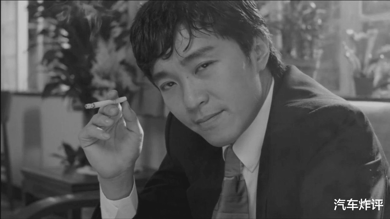 『周星驰』他为了8000万和周星驰决裂，还讽刺星爷不懂电影， 如今下场怎么样？