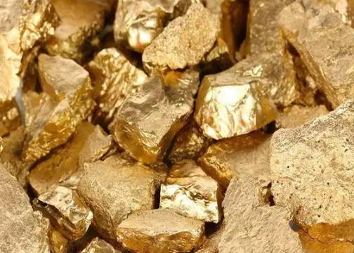 【黄金】世界“最孤独”的金矿，到处都是黄金钻石，却没人敢去挖