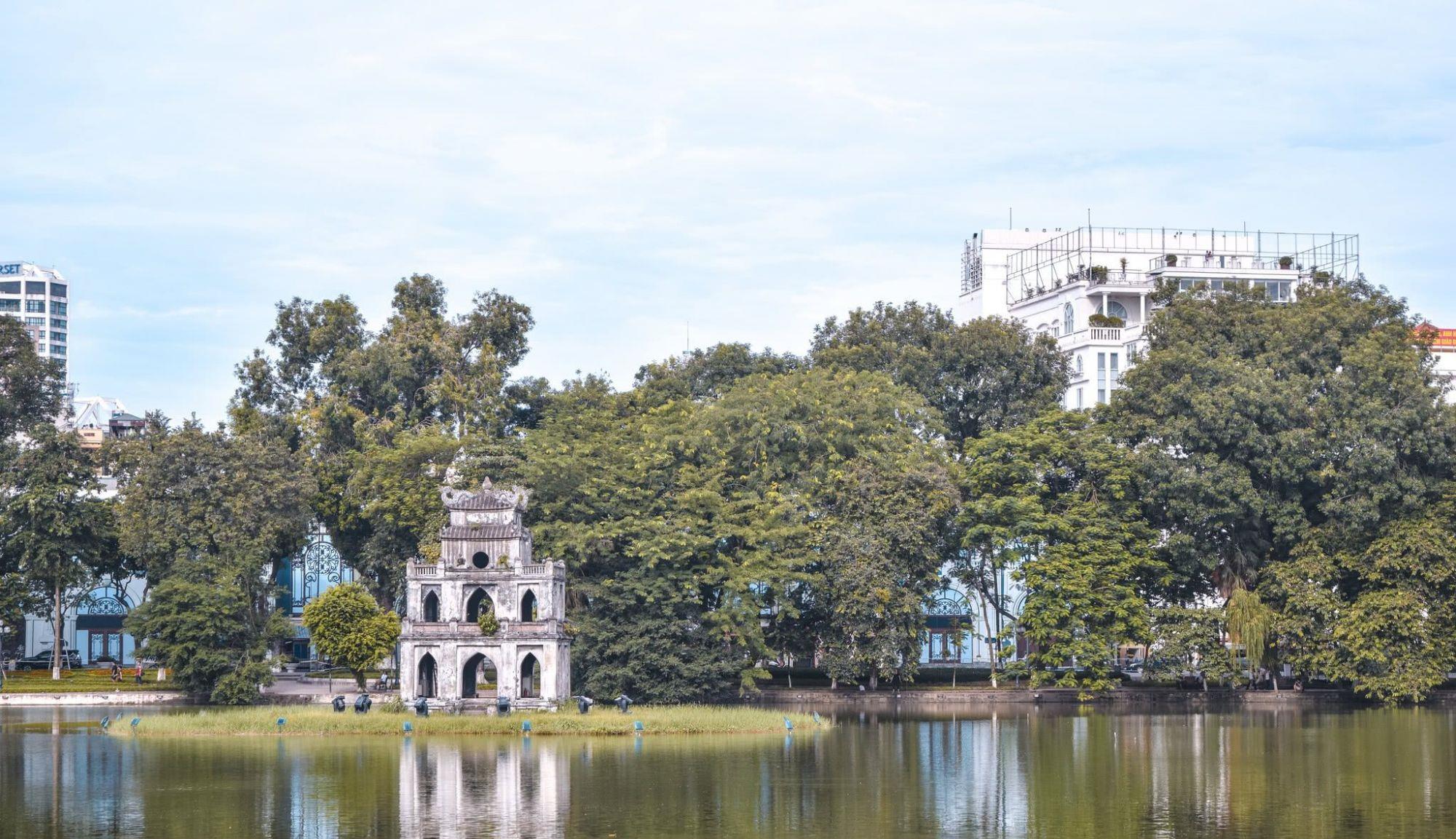 越南河内西湖位于河内市的西北部,距今也有1000多年历史,面积约5平方