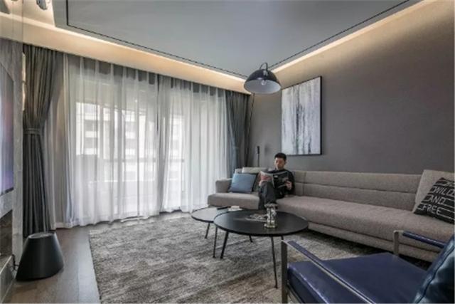 |140平米的四居室设计新颖独特，功能间齐全