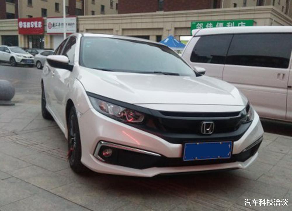 日产轩逸▲都是日系“王牌”，轩逸和思域差距有多大？内行人：十个字总结