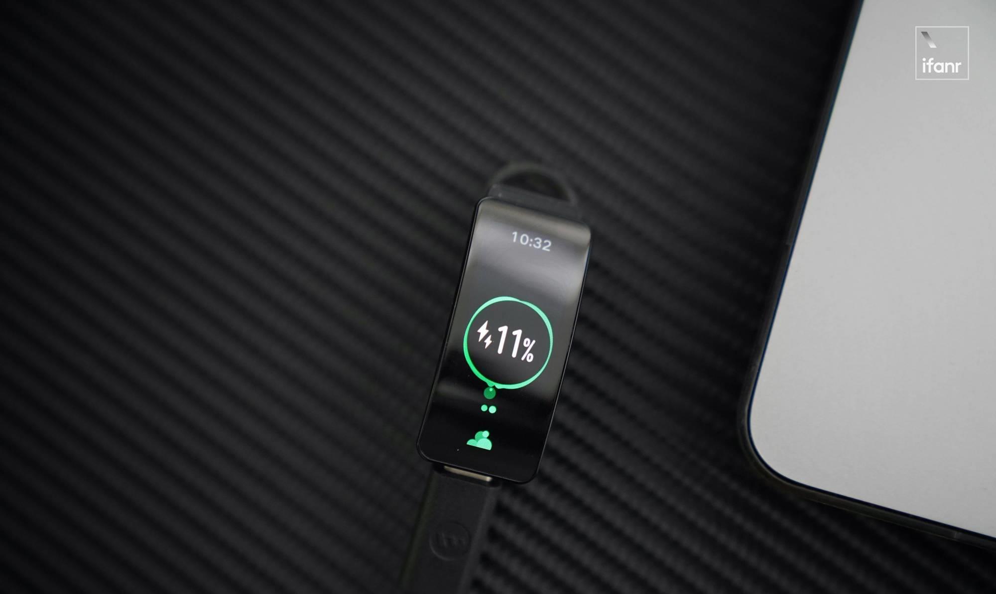 华为手环|华为手环 B6 体验：拥有「多重人格」的手环，能让你放下偏见吗？