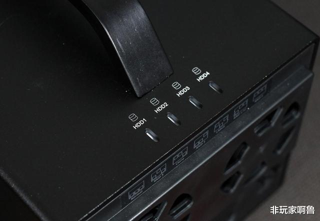 |麦沃K35274D四盘位阵列盒评测：解决视频剪辑人的存储麻烦？