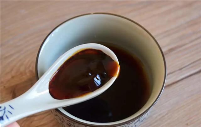 吉野家|132年前，他因煮菜忘关火意外熬出黑色汤汁，如今成家家必备产品