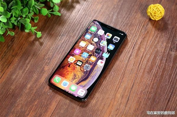 苹果@iPhone 12全系价格爆料，最低起步价为649美元，国产手机如何应对