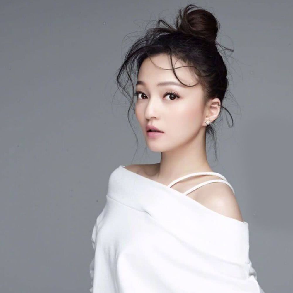 「华语乐坛」评！当今华语乐坛最具实力的十位女歌手，人美声甜，才华铸就经典！