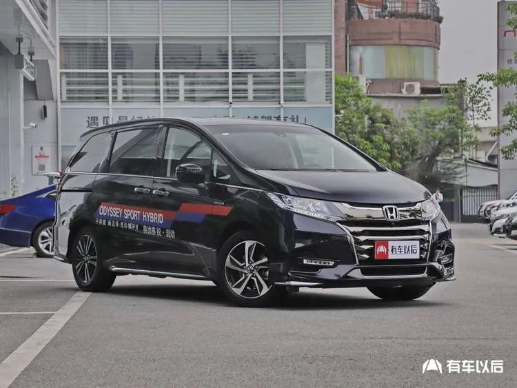 SUV：别只盯着SUV了！要宽敞、要舒适，家里人多的就买Ta