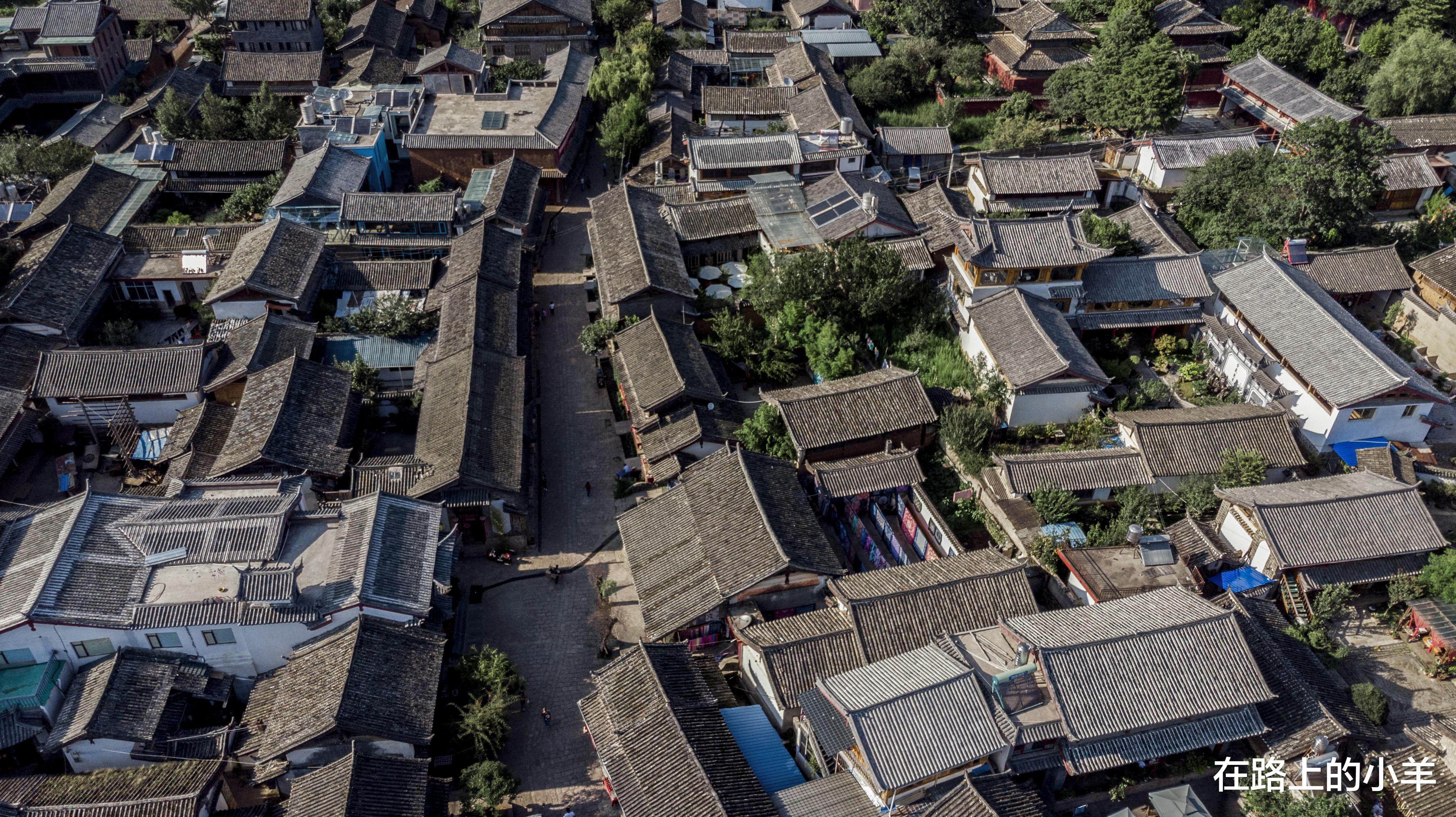 『丽江』五一长假的丽江，创下20年来最冷清纪录，街上的商家近半数未开门