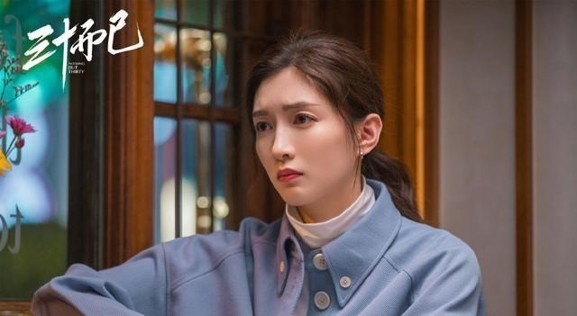 弗兰克|三十而已42集:顾佳决定离婚,王漫妮举报弗兰克,烟花厂爆炸