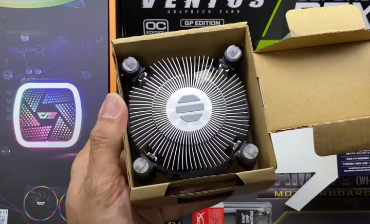 |【有趣】第42期：英特尔的原装散热器是个什么鬼？散热能力实测