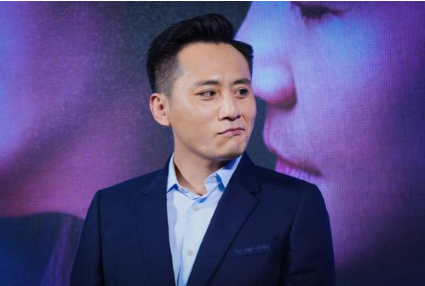 谢娜|她曾与张杰同居5年之久，两次扇谢娜的脸，如今两人都不愿同台！