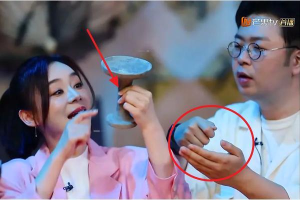 「袁姗姗」袁姗姗不顾文物专家的劝告,称摔坏可以修,节目组救场都救不回来