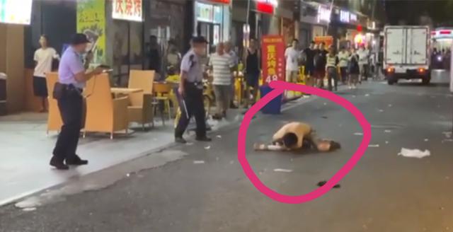 时间要闻|广东袭警现场细节：持刀男倒地后虚弱起身，民警一脚踢走他的刀