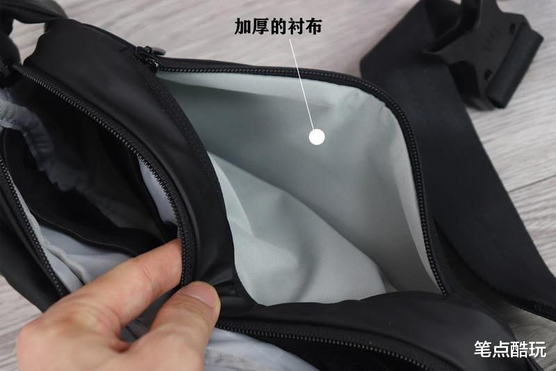 华策影视|包我满意:小米推出多功能运动休闲胸包,4空间3背法,水壶也能装