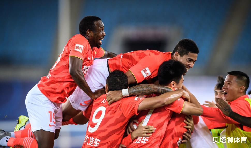 火箭队|6大名嘴谈恒大2-1苏宁！詹俊：听说很多人，又想起卡里乌斯？