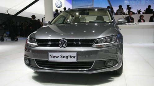 大众速腾|“省油王”来袭，1.4T+7AT不到10万元，超高颜值媲美凯美瑞