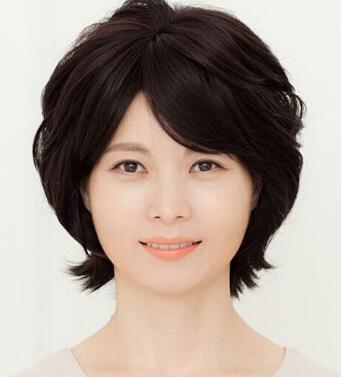 心理测试：人到中年，你选哪一种发型？测你的虚荣心是什么级别