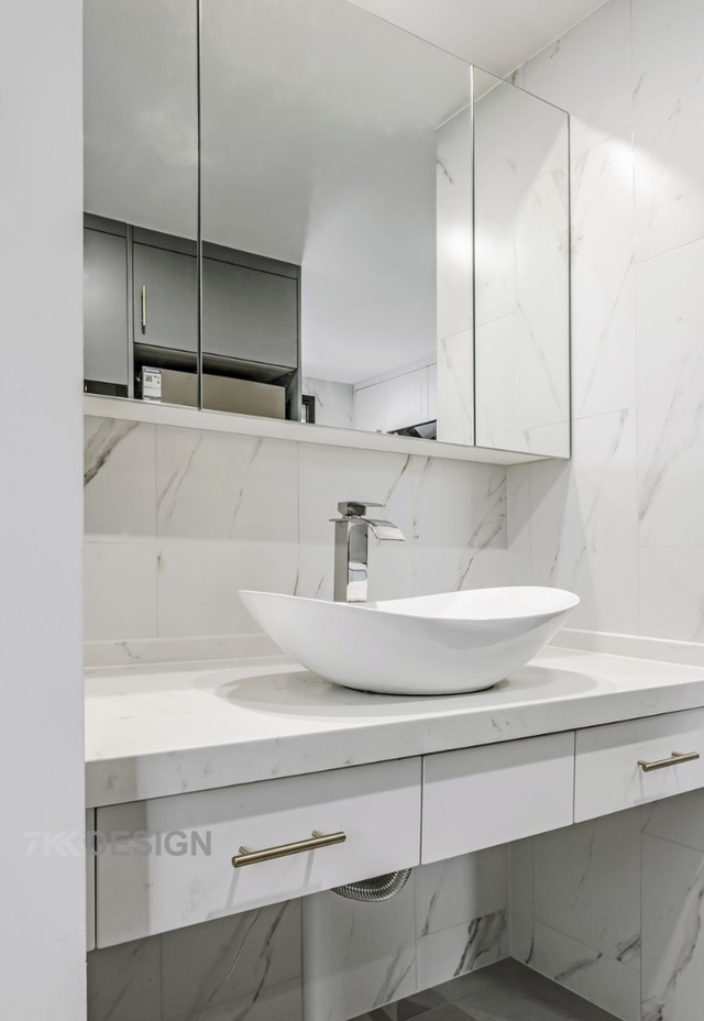 |看了她不到45㎡的家,才发现我家白装修了,卫生间太实用了